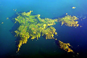 Vue aérienne de l'Île de Sark (source Wikipedia)